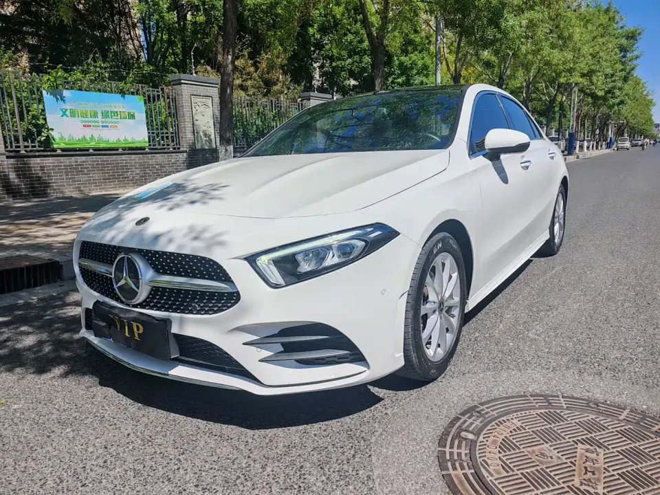 Mercedes-Benz A-Class A 200 L Sport Sedan Fashion Edition 2021