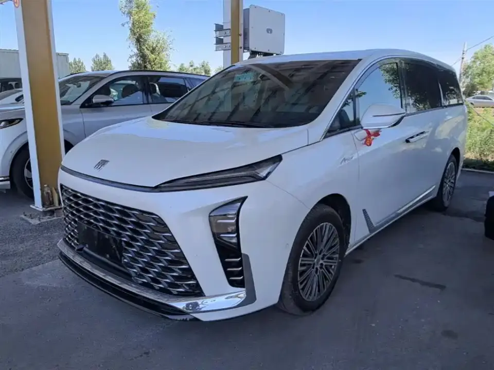 Buick GL8 New Energy Landglory Luxury Edition 7-Seater 2024