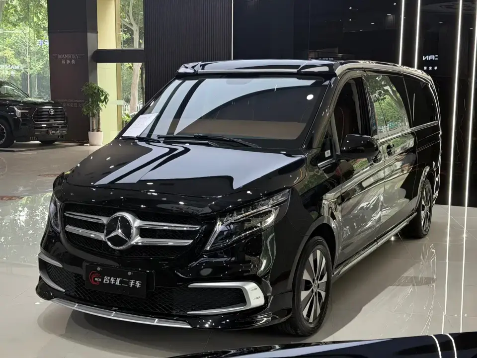 Mercedes-Benz Vito 2.0T Business 7-Seater 2024