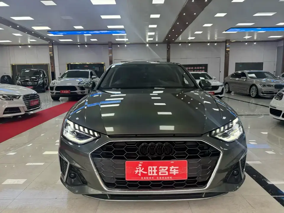 Audi A4L 40 TFSI Luxury Dynamic 2021