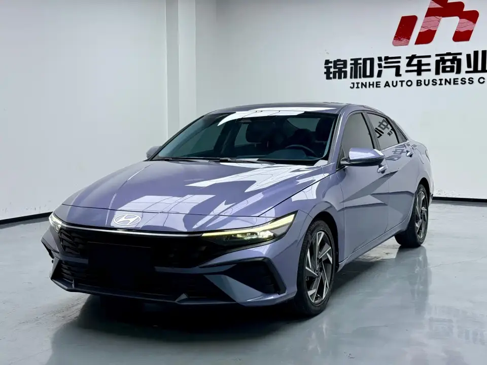 Hyundai Elantra Model 1.5L CVT LUX Premium Edition 2024