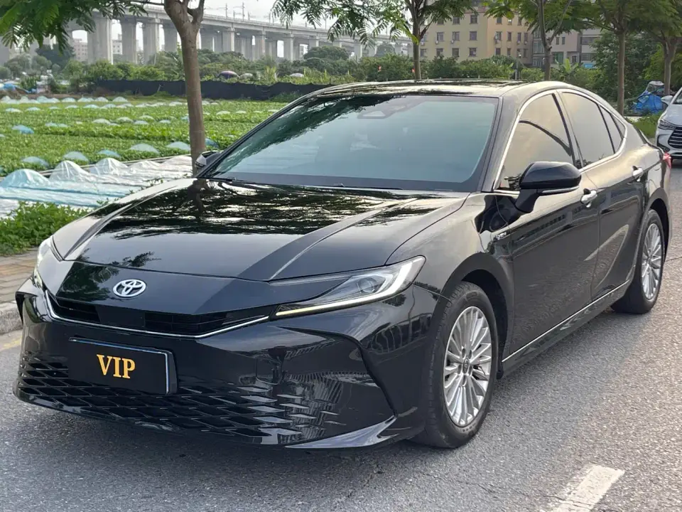 Toyota Camry Hybrid 2.0HGVP Luxury Edition 2024