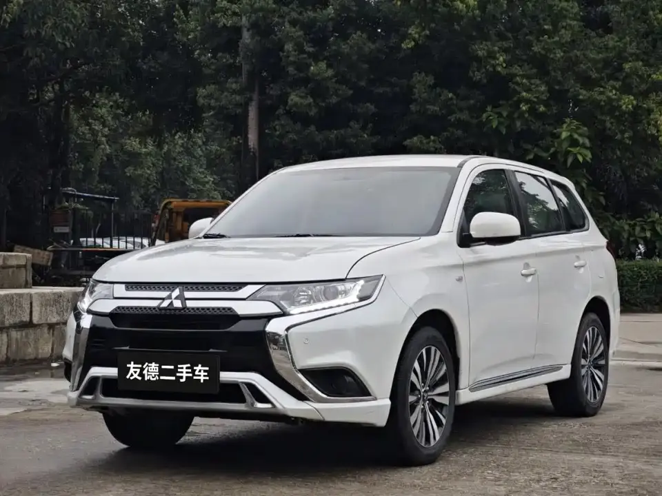 Mitsubishi Outlander 2.0L FWD Comfort Edition 5-seater 2021
