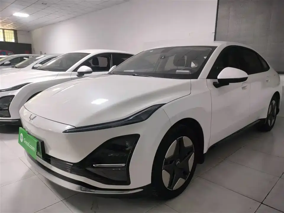 Wuling Motors Wuling E5 410km Standard Edition 2024