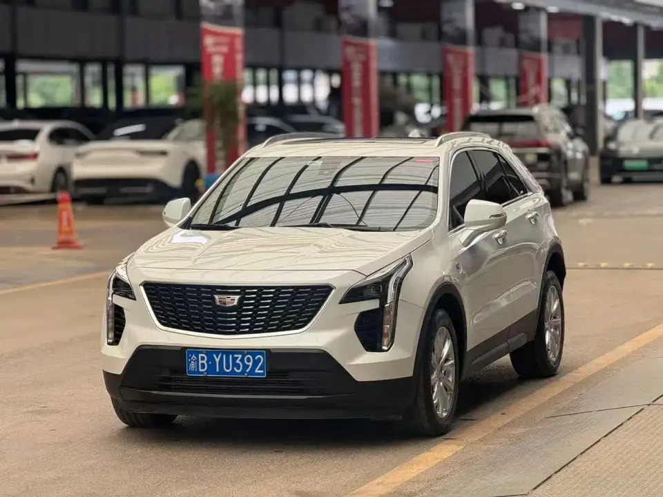 Cadillac XT4 28T FWD Style 2022