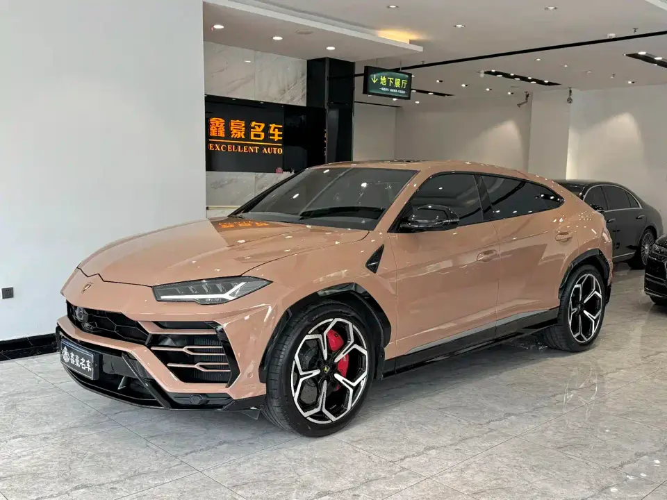 Lamborghini Urus 4.0T V8 2019