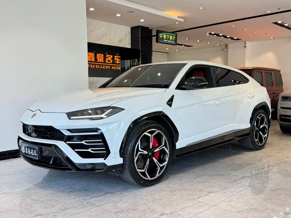 Lamborghini Urus 4.0T V8 2019