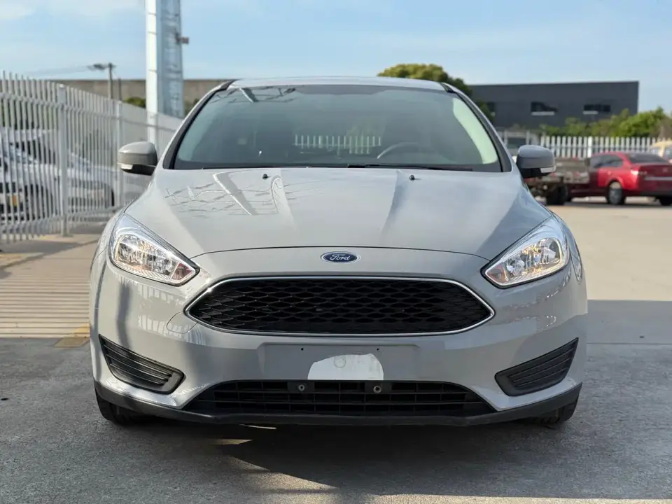 Ford Focus Hatchback Classic 1.6L Automatic Comfort Smart Edition 2019