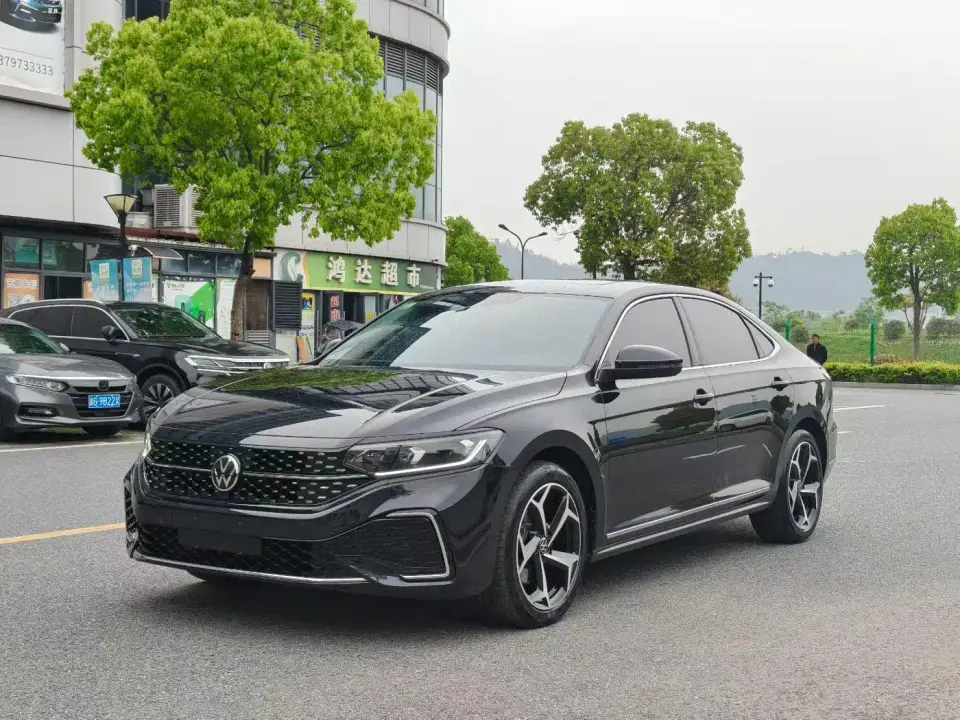 Volkswagen Passat 380TSI Dragon Soaring Edition 2024
