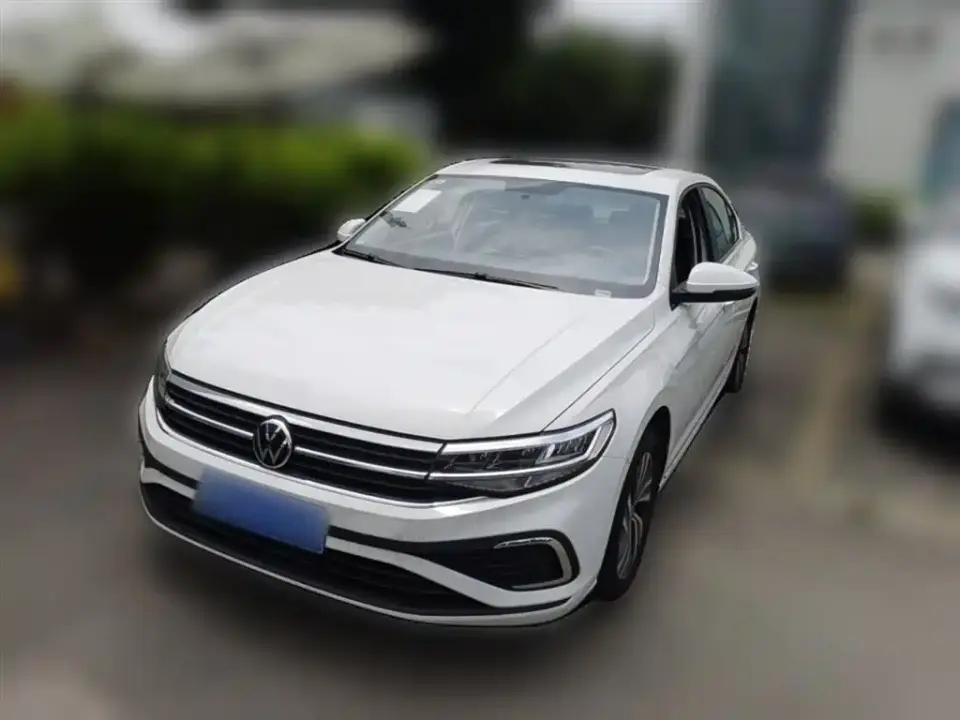 Volkswagen Bora 200TSI DSG Joy Ride Navigation Edition 2025