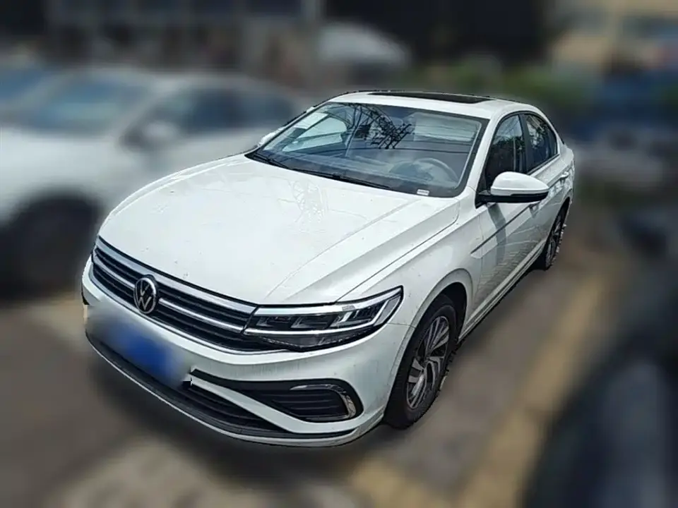 Volkswagen Bora Facelift 200TSI DSG Navigation Edition 2025