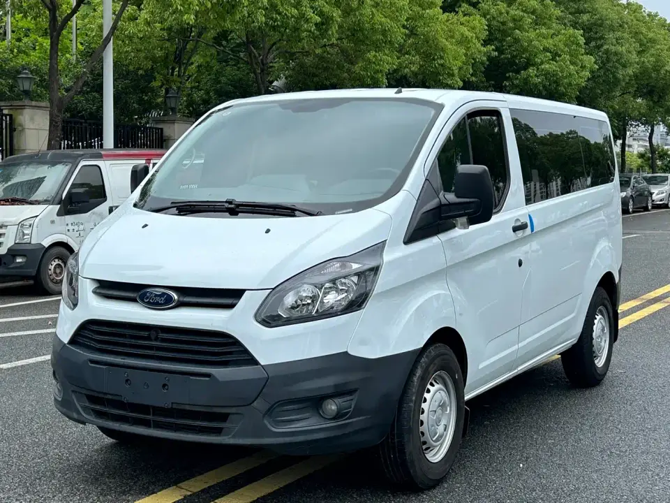 Ford Transit 2.0T Diesel Multi-Purpose Commercial Vehicle Short Wheelbase Low Roof 6-Seater China VI 2021