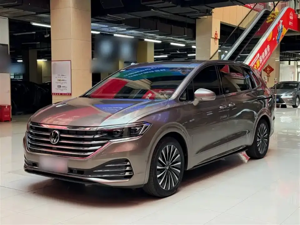 Volkswagen Viloran 380TSI Premium 2021