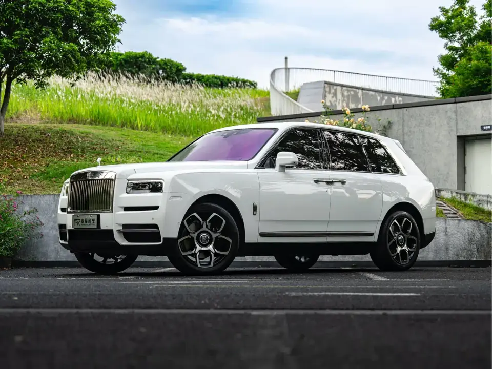 Rolls-Royce Cullinan 4-Seater Version 2025