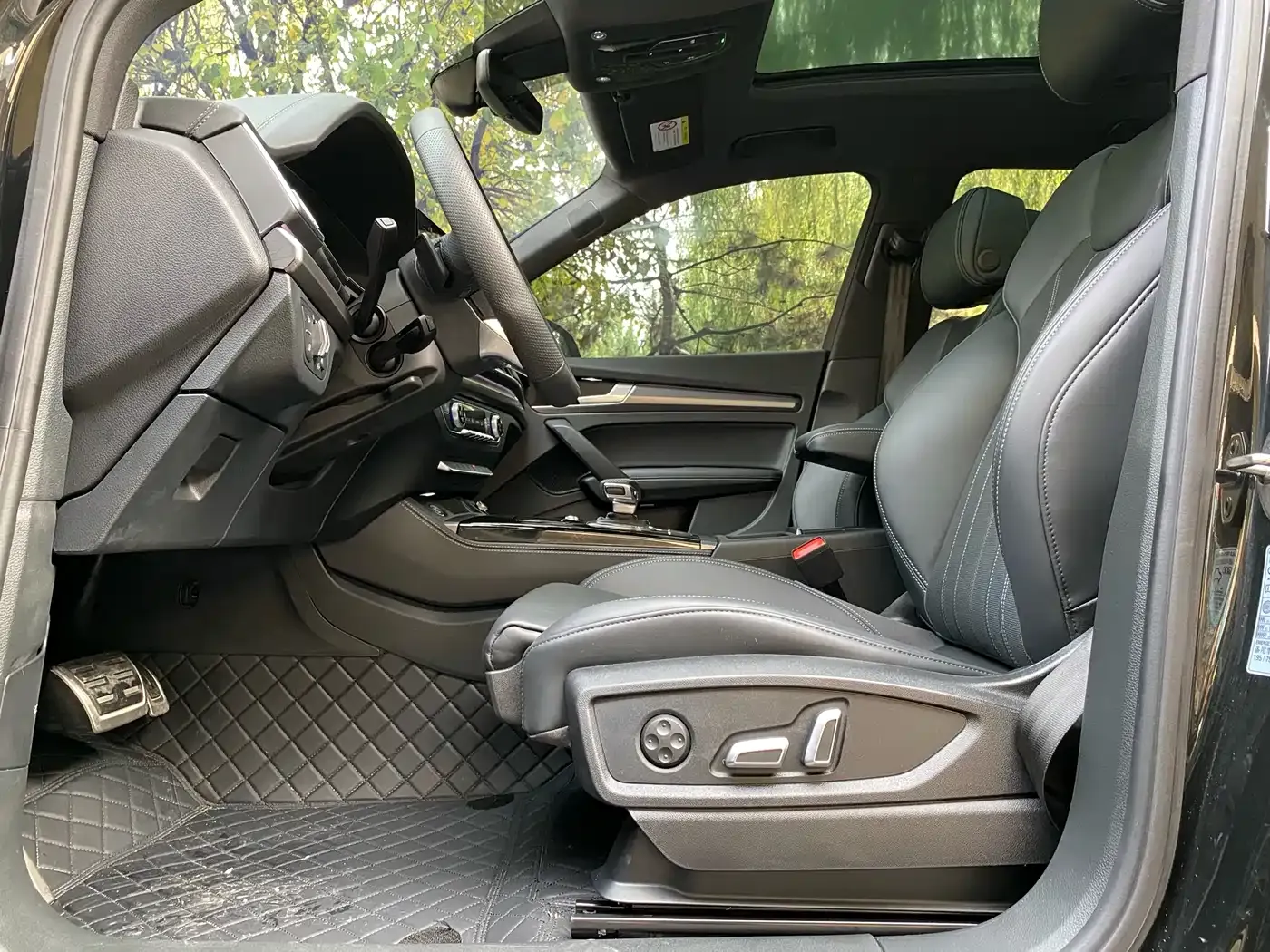 Audi Q5L Model 45 TFSI Luxury Dynamic 2024 — фото 13