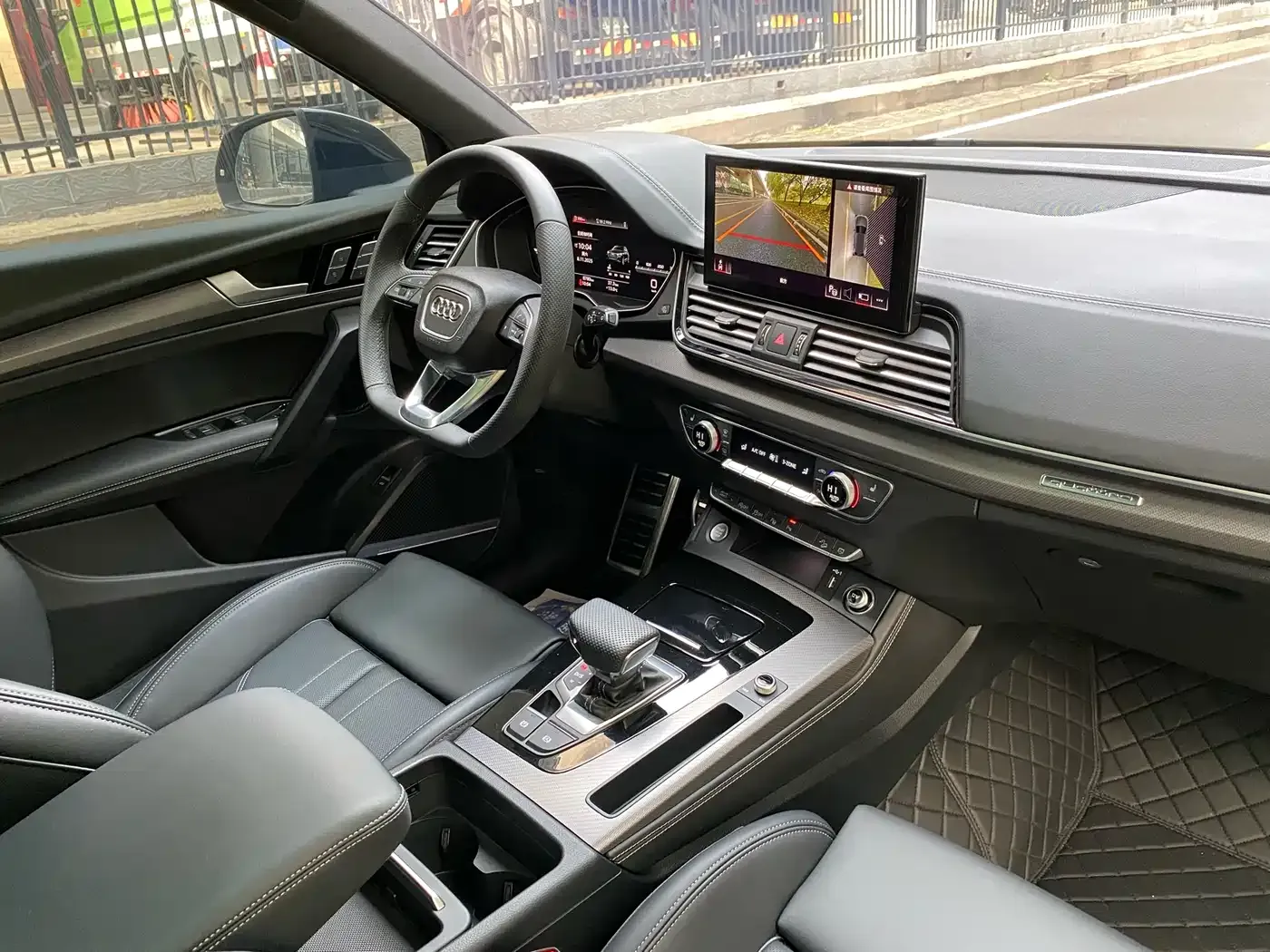 Audi Q5L Model 45 TFSI Luxury Dynamic 2024 — фото 21