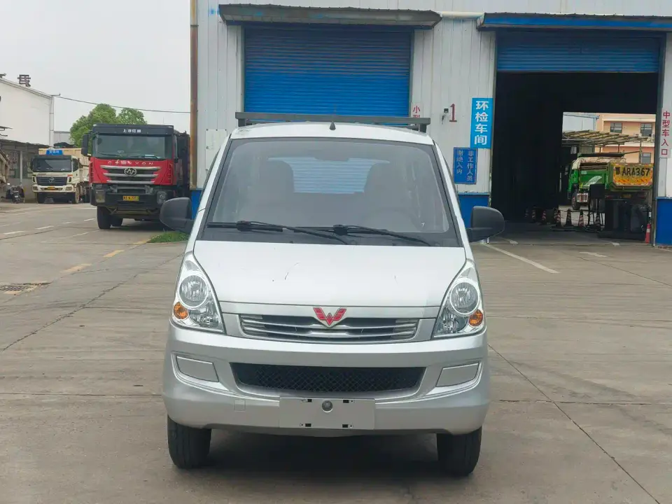 Wuling Motors Wuling Rongguang S Model 1.2L Standard A/C Version 5-Seater LSI 2021