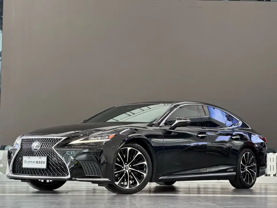 Lexus LS 500h Executive Edition 2021