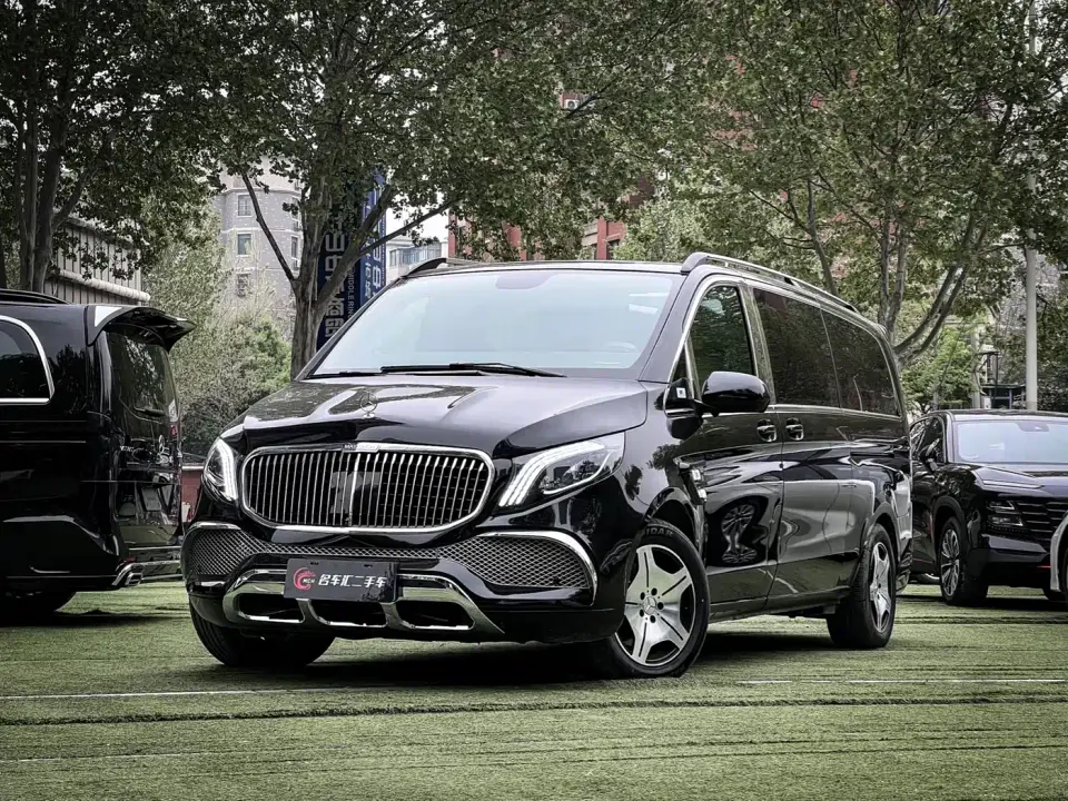 Mercedes-Benz Vito 2.0T Business 7-Seater 2024