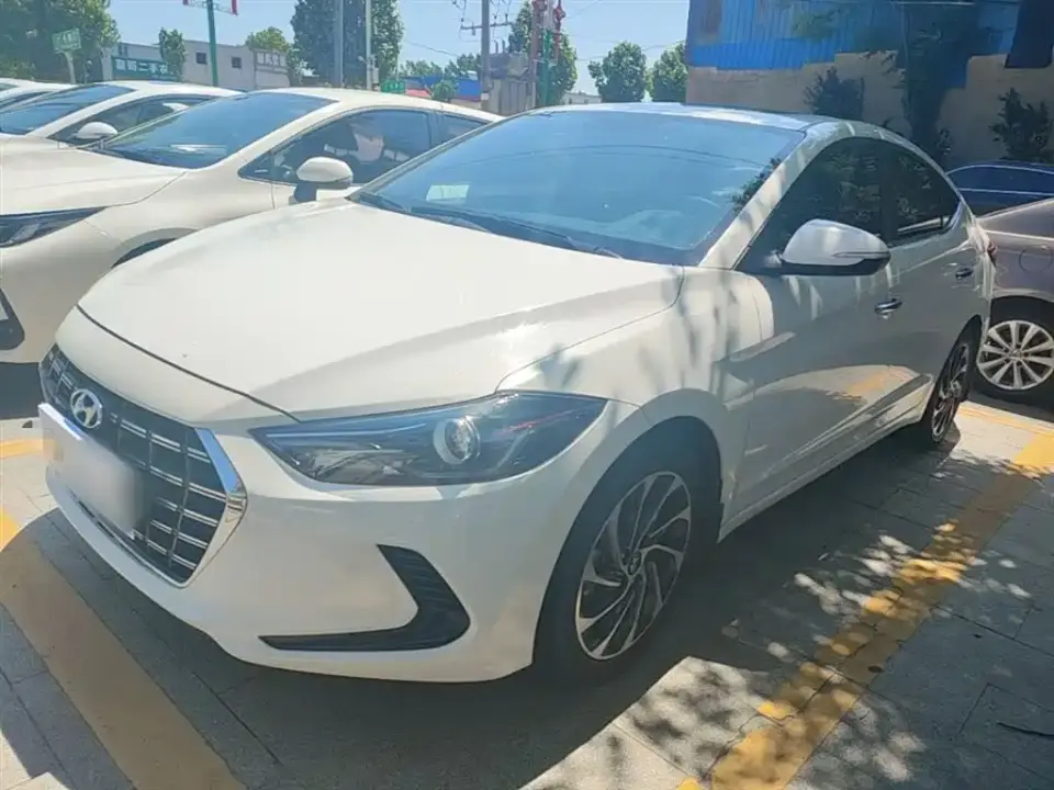 Hyundai Elantra 1.5L CVT Smart Style·Elite 2020