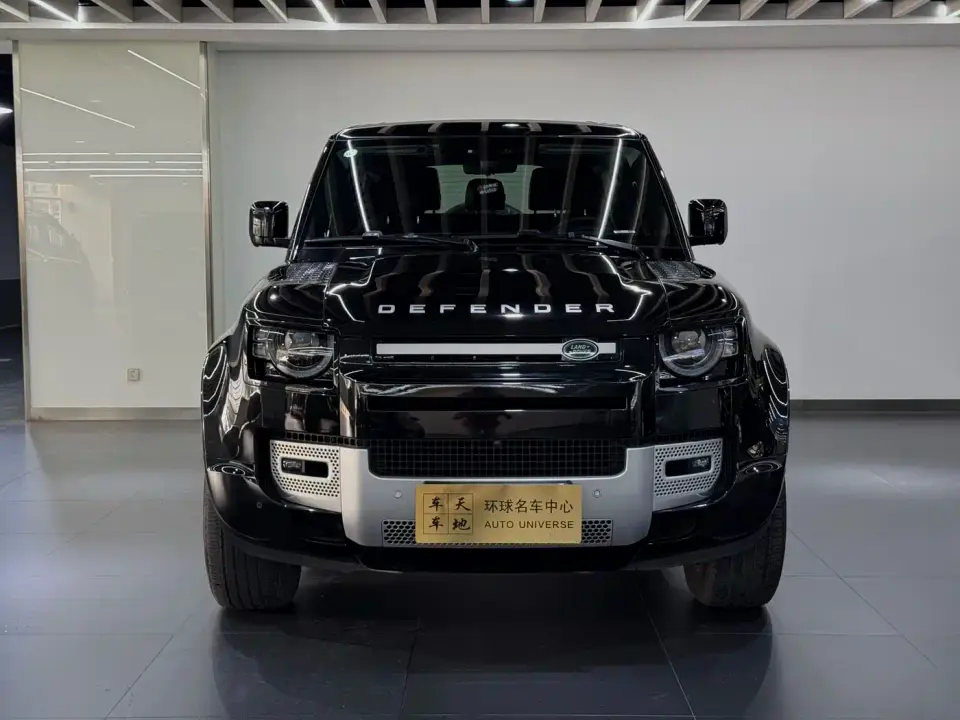 Land Rover Defender Model 90 3.0T P400 XS 2023