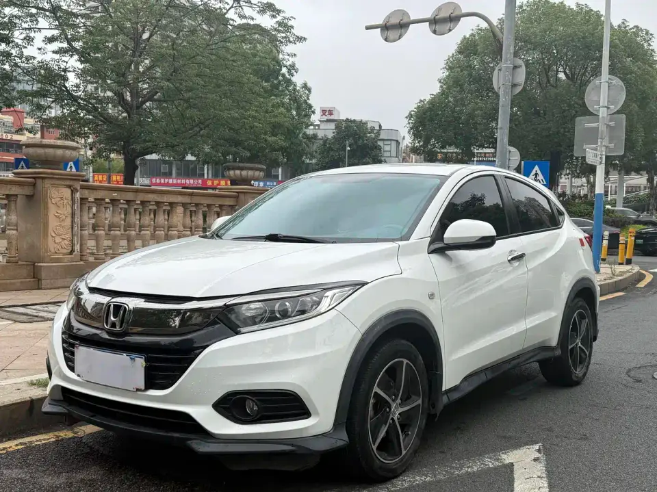 Honda Vezel 1.5L CVT Pioneer 2021