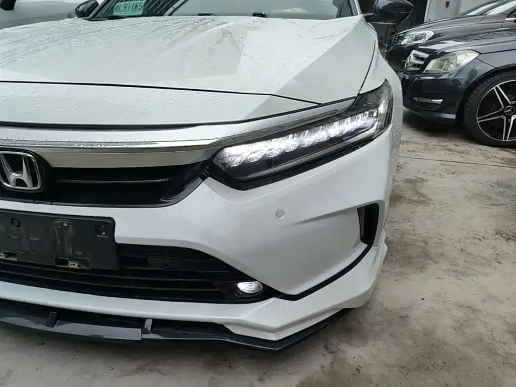 Honda Inspire 260TURBO Deluxe Edition 2022 — фото 18