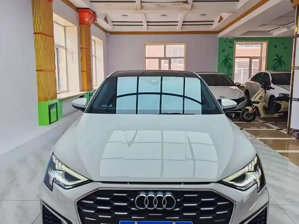 Audi A3 A3L Limousine 35 TFSI Style Elegance 2022