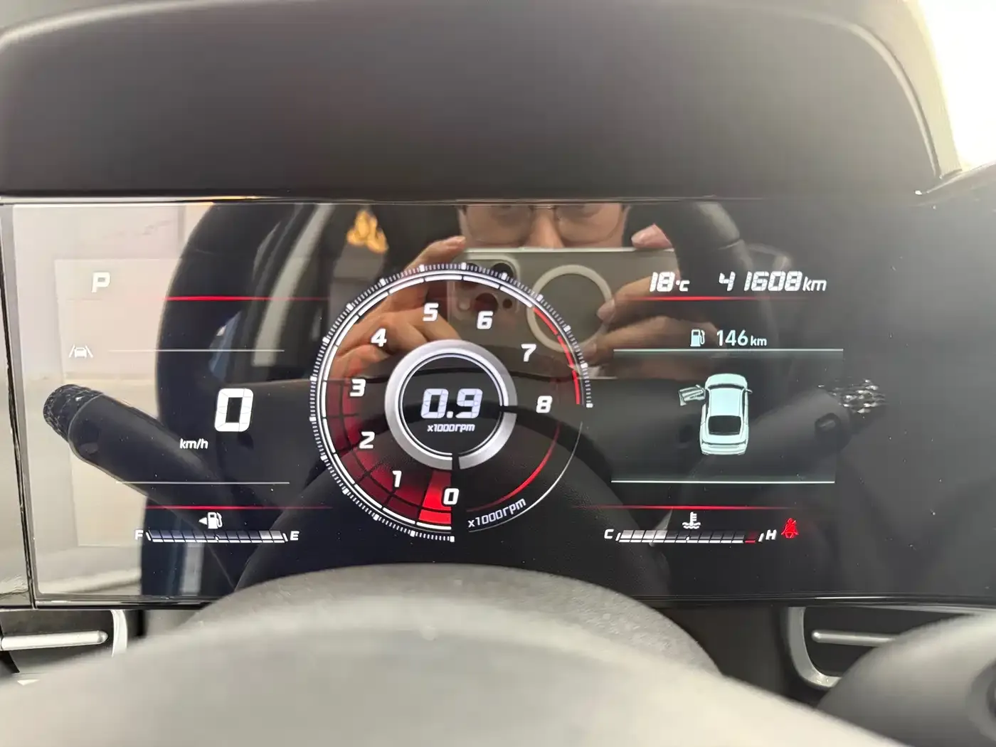 Hyundai Elantra 1.5L CVT LUX Premium Edition 2022 — фото 16