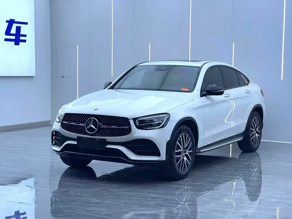 Mercedes-Benz GLC Coupe GLC 300 4MATIC Coupe SUV 2021