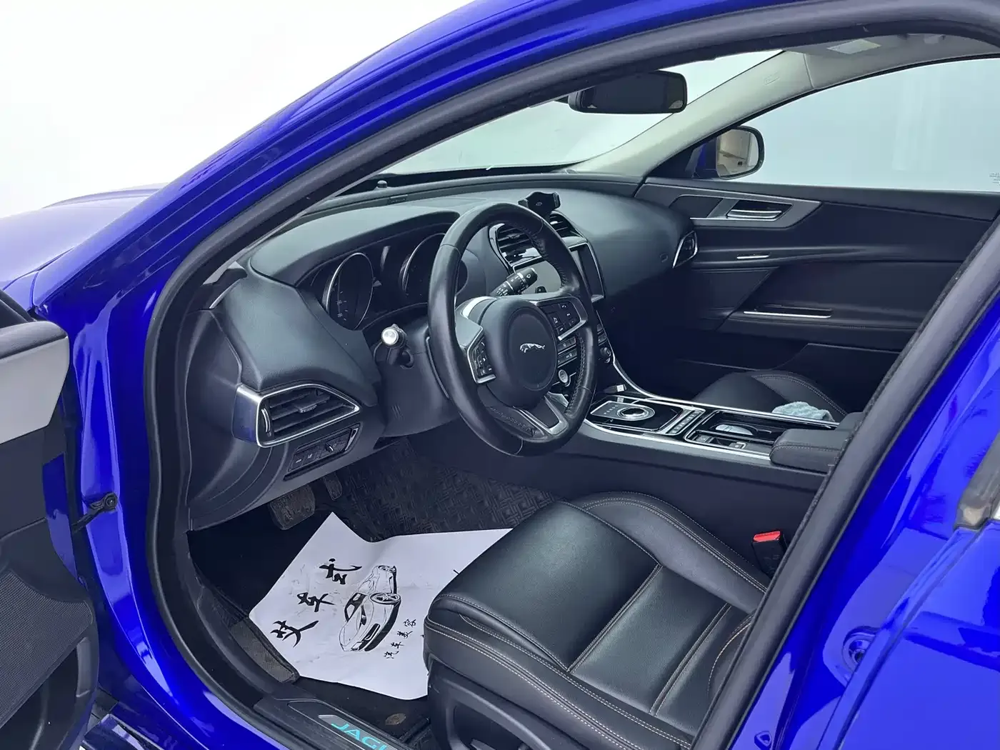 Jaguar XEL 2.0T 200PS Luxury 2019 — фото 10