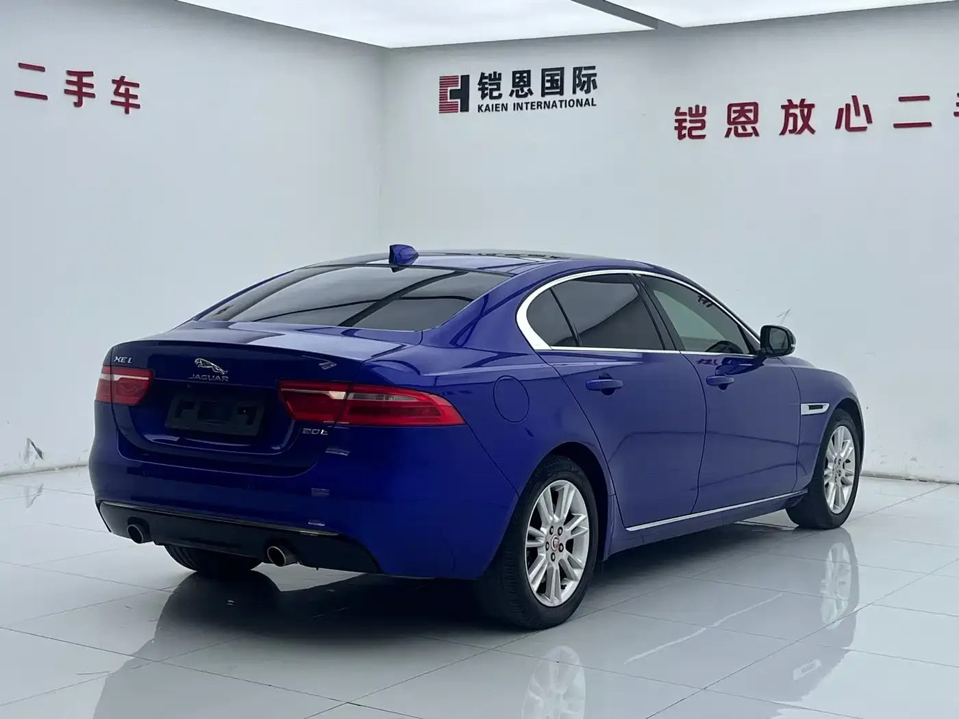 Jaguar XEL 2.0T 200PS Luxury 2019 — фото 11