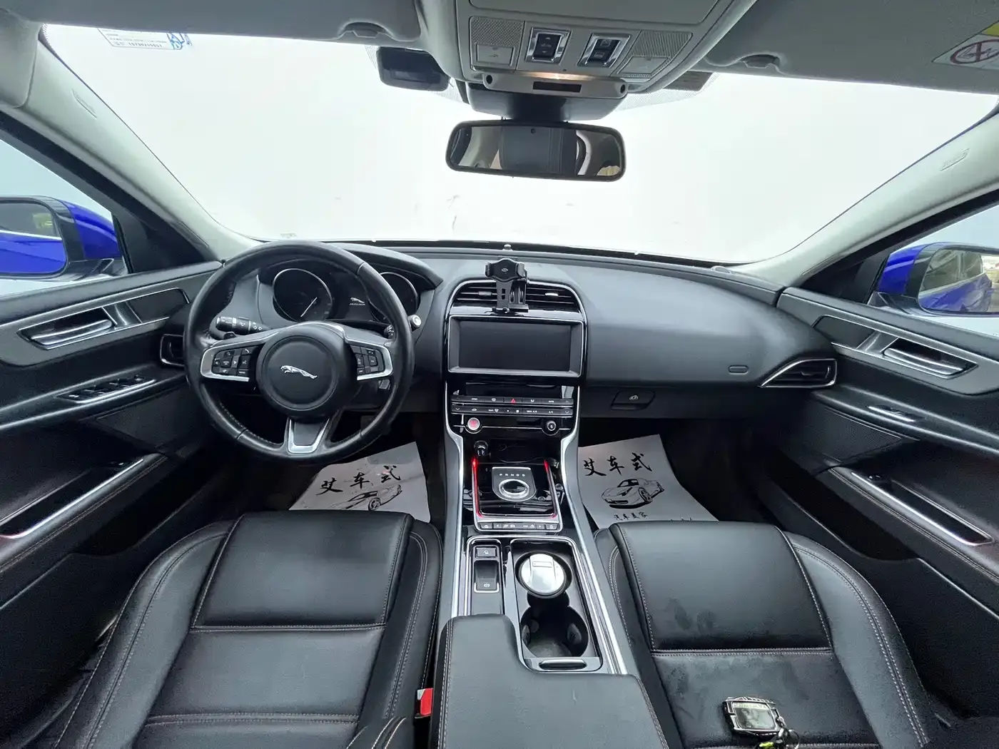 Jaguar XEL 2.0T 200PS Luxury 2019 — фото 7