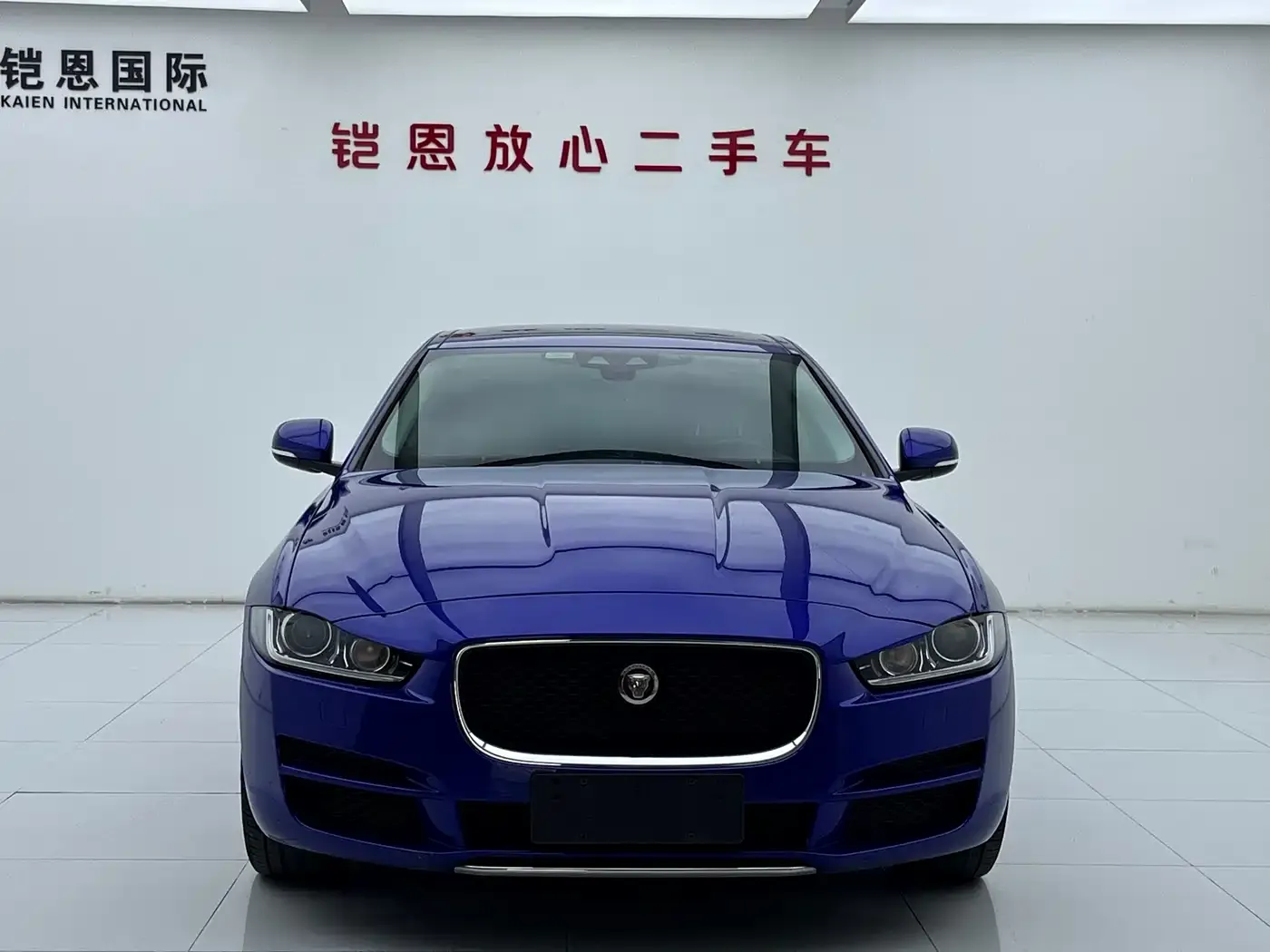Jaguar XEL 2.0T 200PS Luxury 2019 — фото 2