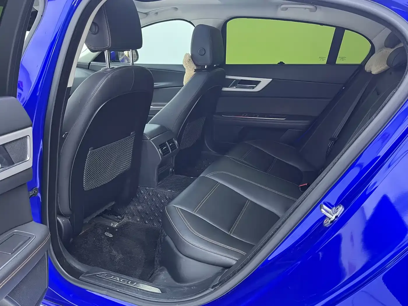 Jaguar XEL 2.0T 200PS Luxury 2019 — фото 9