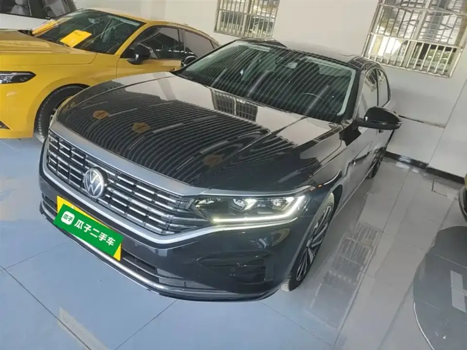 Volkswagen Passat 330TSI Elite Edition 2022