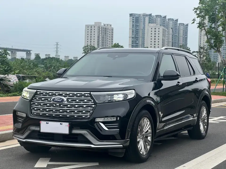 Ford Explorer EcoBoost 285 AWD Titanium Edition 6-Seater 2020