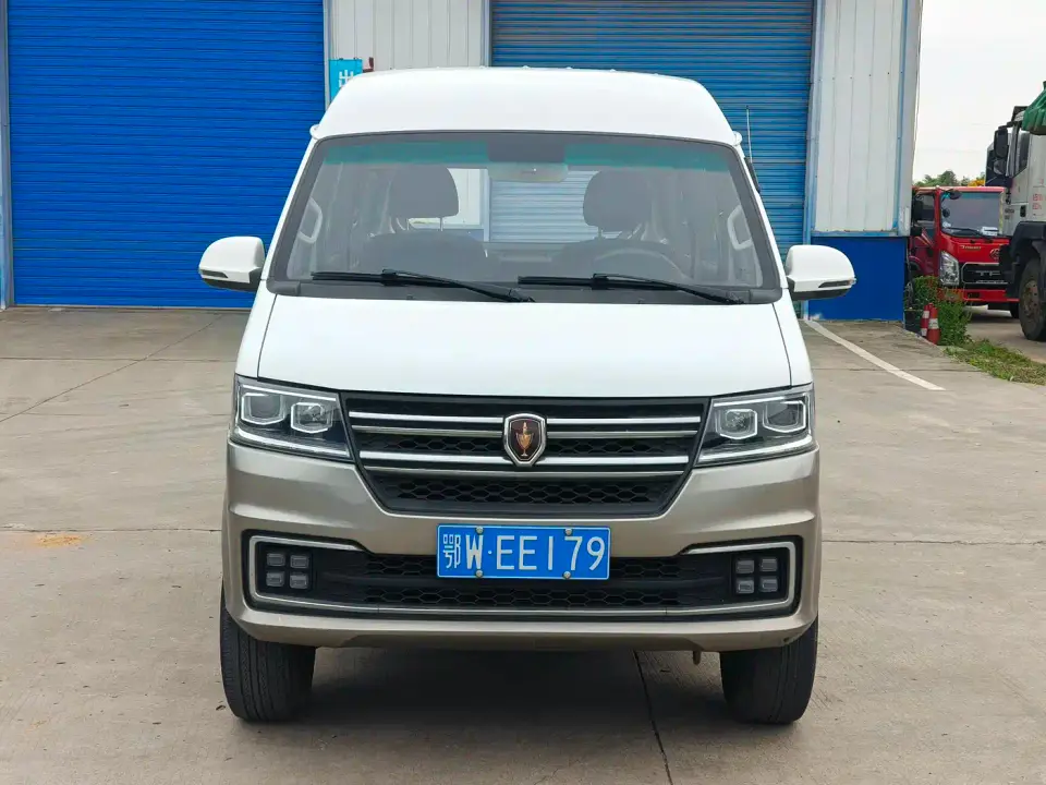 Jinbei New Hiace S 1.5L Fortune Central Air-conditioned Passenger Vehicle China VI SWC15M 2022