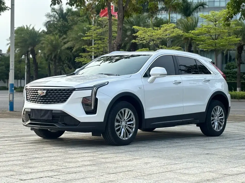 Cadillac XT4 Facelift 28T 2WD Luxury 2025