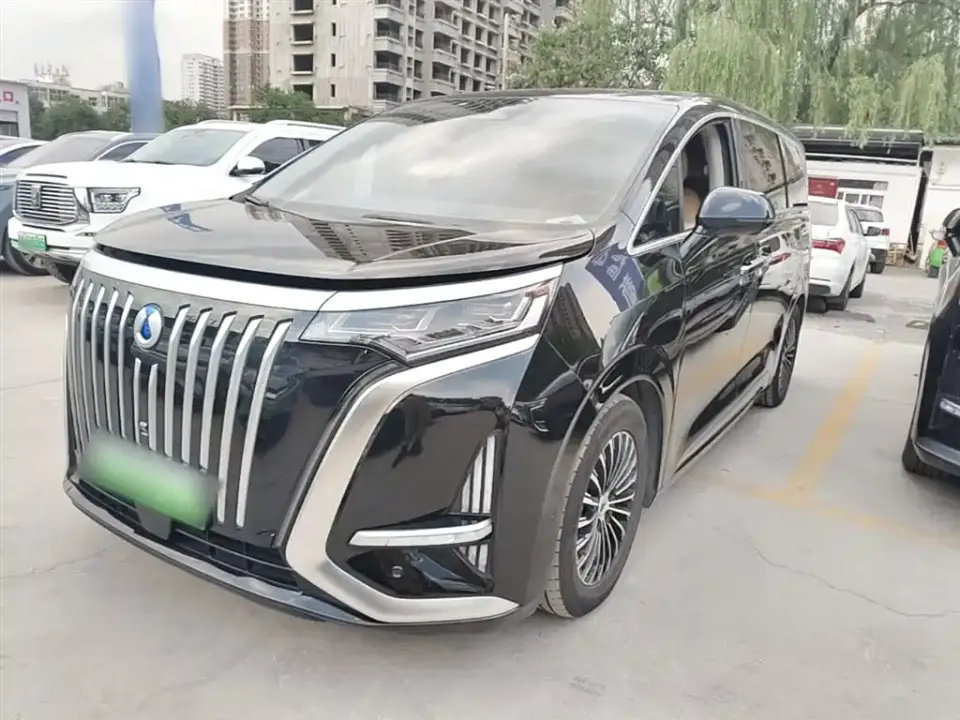 Denza D9 EV 600 4WD Flagship 2023