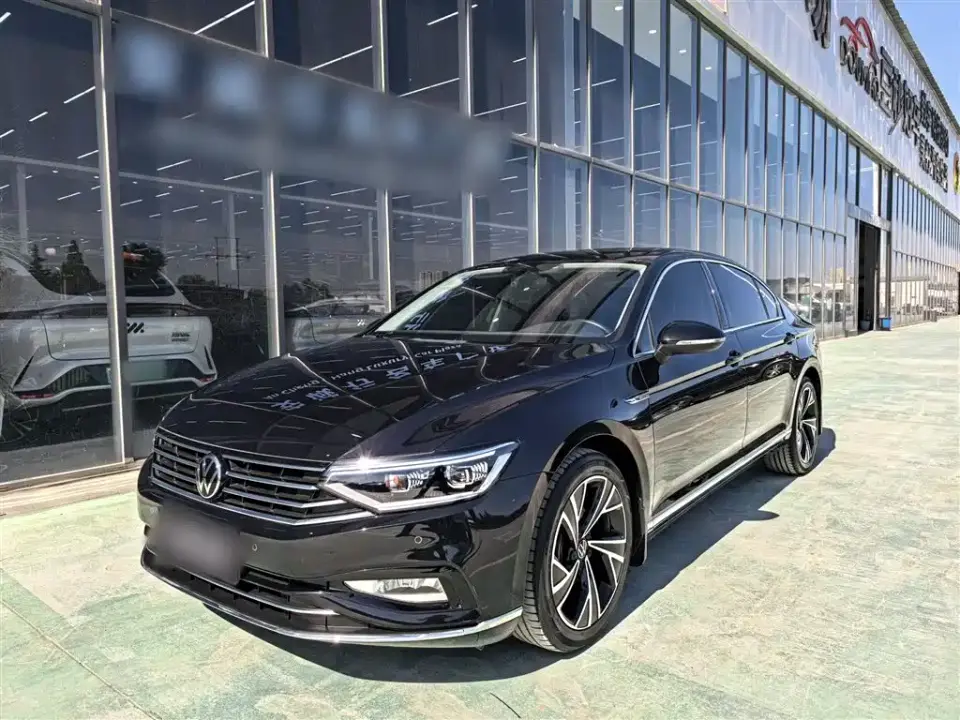 Volkswagen Magotan 330TSI DSG Luxury 2022