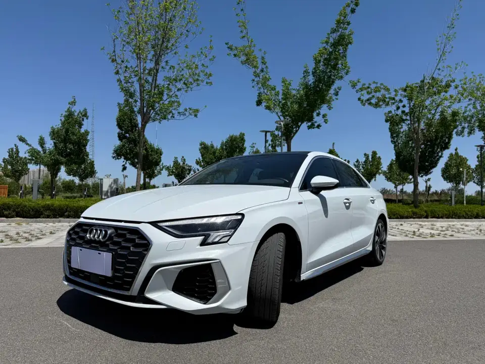 Audi A3 Model A3L Limousine 35 TFSI Fashion Sport 2024