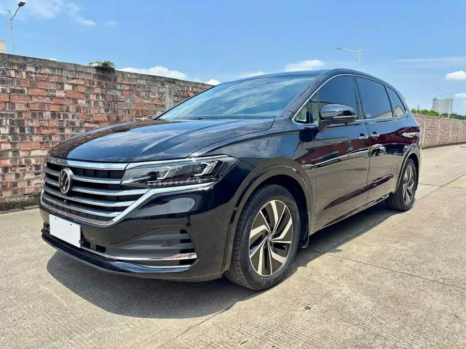 Volkswagen Viloran 380TSI Prestige Edition 2025