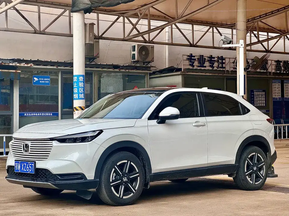 Honda Vezel 1.5L CVT Pioneer Edition 2024