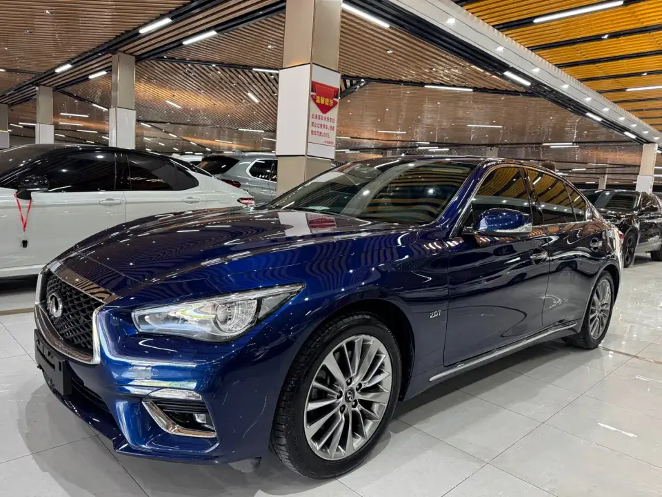 Infiniti Q50L 2.0T Premium Edition (China VI) 2020