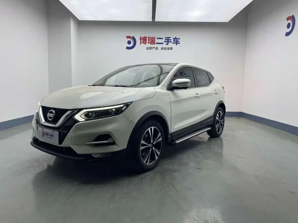 Nissan Qashqai 2.0L CVT Luxury Version 2022