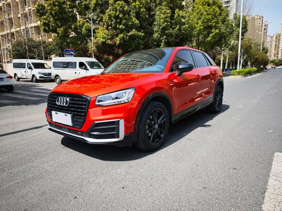 Audi Q2L Model 35 TFSI Fashion Dynamic 2021