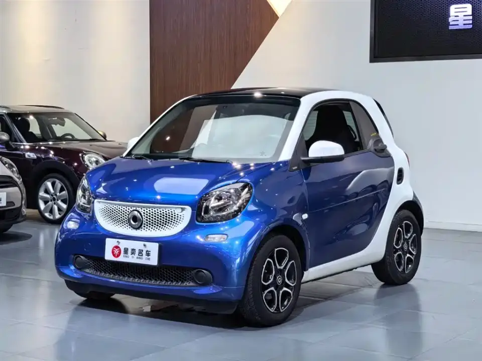 Smart fortwo 0.9T 66kW Hardtop Wind Edition China VI 2019