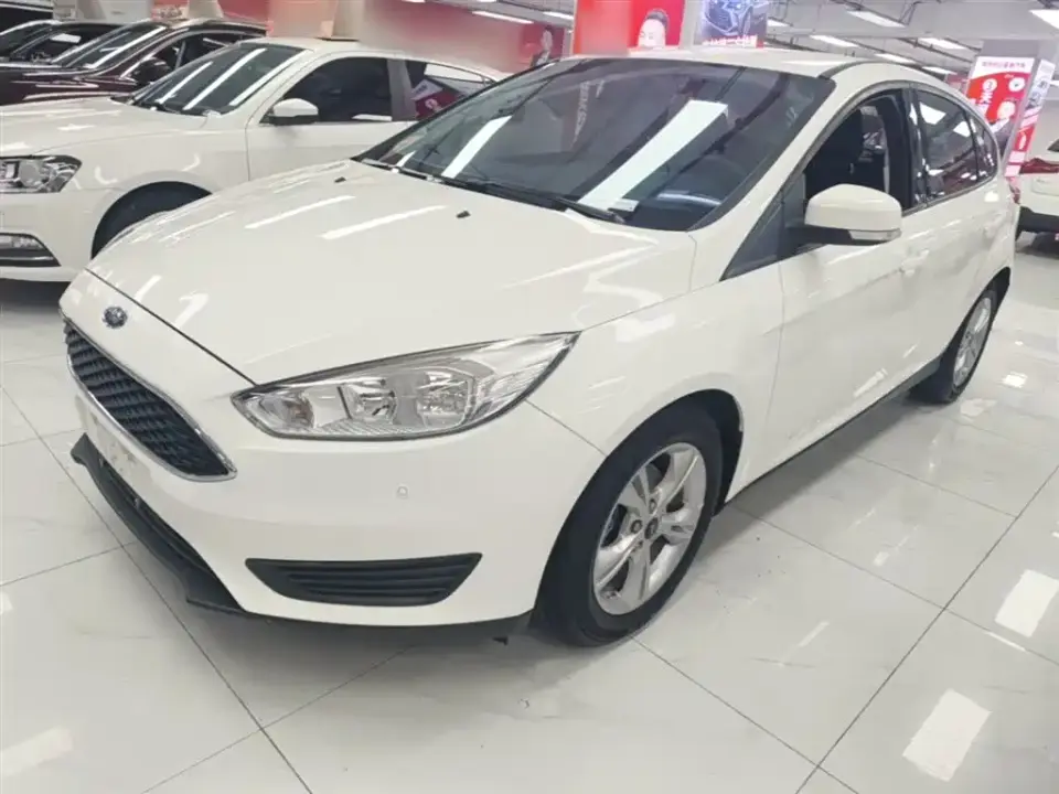 Ford Focus Hatchback Classic 1.6L Automatic Comfort Smart Edition 2019