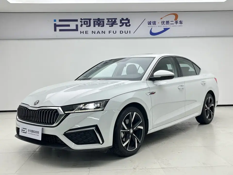 Skoda Octavia Facelift PRO TSI280 Premium Edition 2024